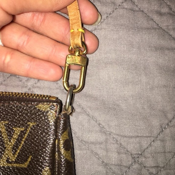 Louis Vuitton pochette - Picture 6 of 8